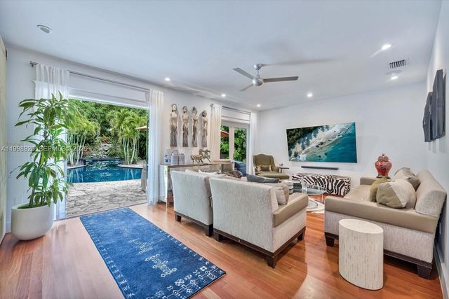 186 Edgewater Dr 0, Coral Gables, FL 33133