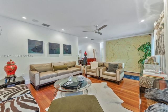 186 Edgewater Dr 0, Coral Gables, FL 33133