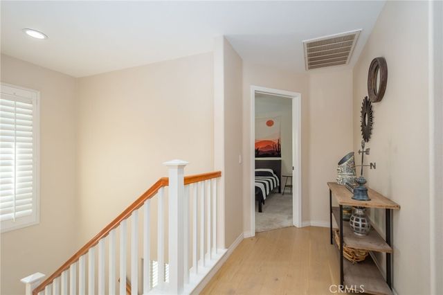 28802 Silversmith, Valencia, CA 91354