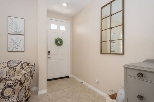 28802 Silversmith, Valencia, CA 91354