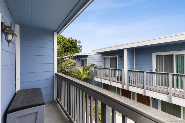 981 N Vulcan Ave 7, Encinitas, CA 92024