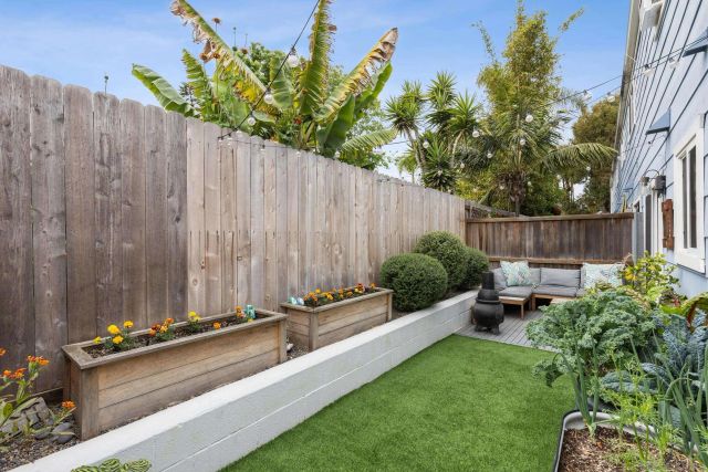 981 N Vulcan Ave 7, Encinitas, CA 92024