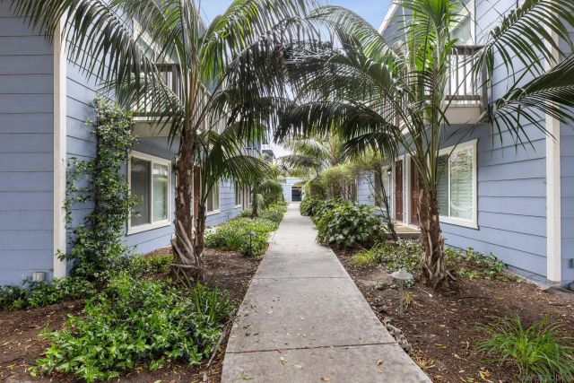 981 N Vulcan Ave 7, Encinitas, CA 92024