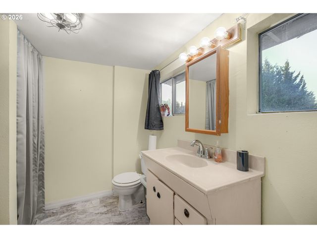 17414 Ne 199TH St, Battle Ground, WA 98604