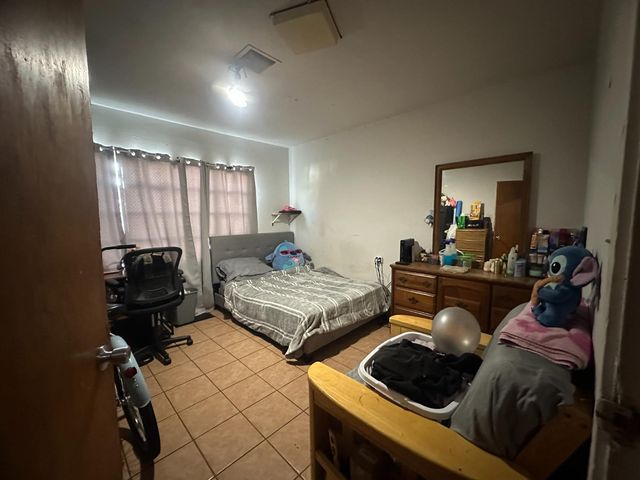 901 Mariposa, Kingsburg, CA 93631