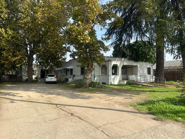 901 Mariposa, Kingsburg, CA 93631