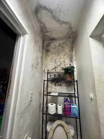 901 Mariposa, Kingsburg, CA 93631