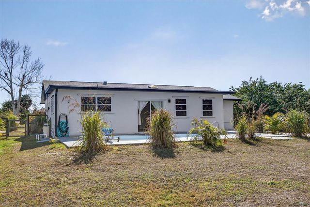 184 GARDEN AVENUE NW, Port Charlotte, FL 33952