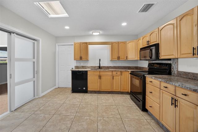 184 GARDEN AVENUE NW, Port Charlotte, FL 33952