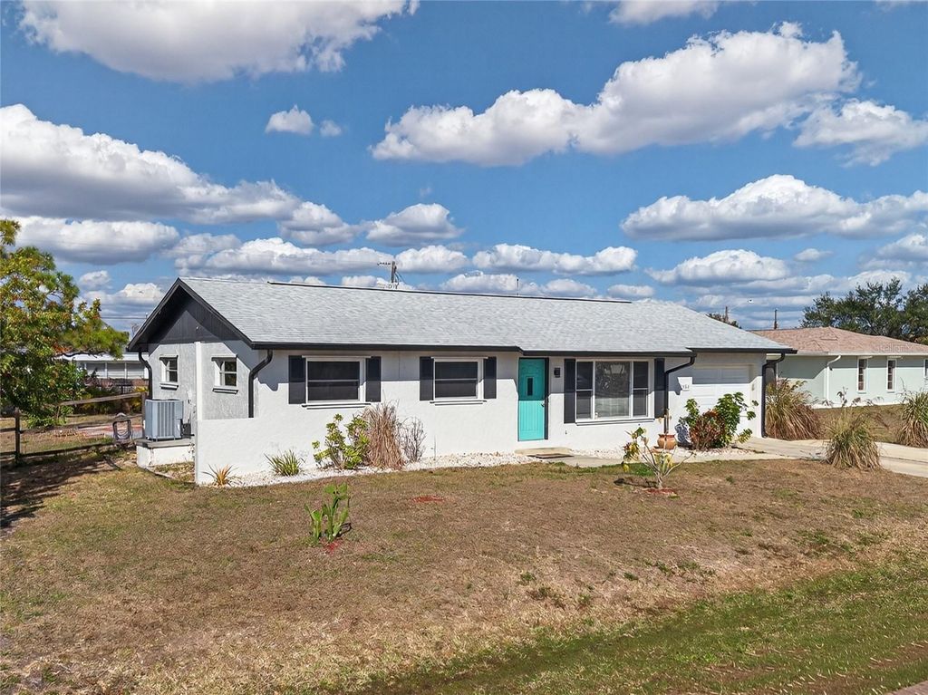 184 GARDEN AVENUE NW, Port Charlotte, FL 33952