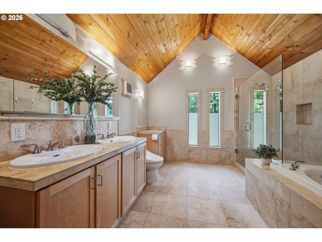 8122 Sw 54TH Ave, Portland, OR 97219