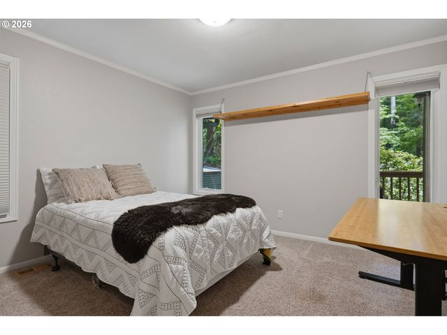 8122 Sw 54TH Ave, Portland, OR 97219