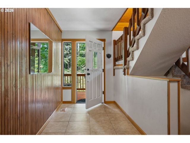 8122 Sw 54TH Ave, Portland, OR 97219