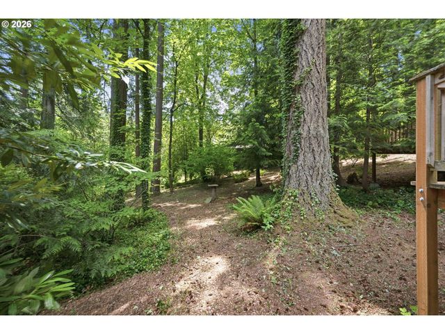 8122 Sw 54TH Ave, Portland, OR 97219
