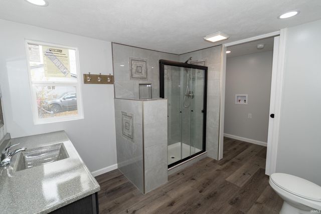 24933 County Road 106, Elkhart, IN 46514