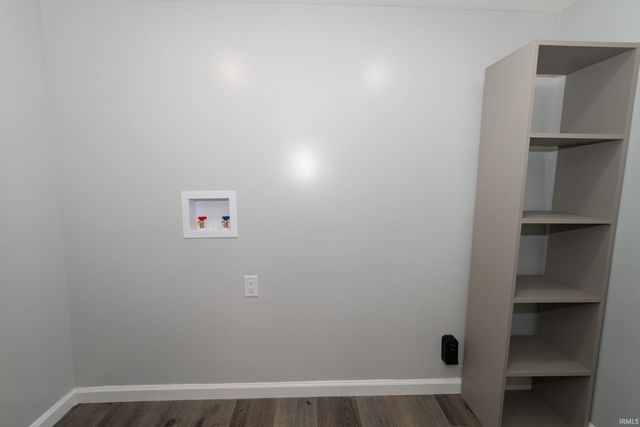 24933 County Road 106, Elkhart, IN 46514