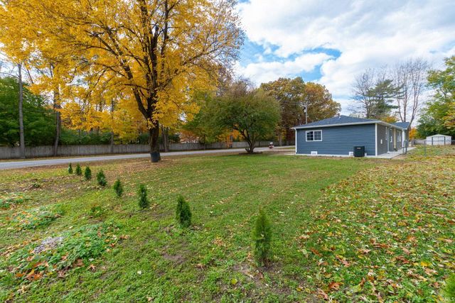 24933 County Road 106, Elkhart, IN 46514