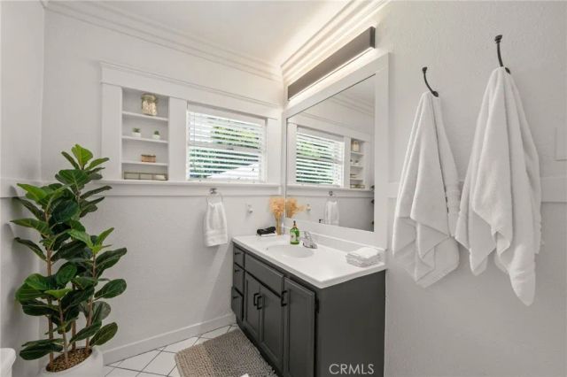 1014 Magnolia, Long Beach, CA 90813