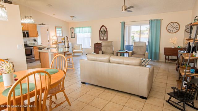 7419 Hackberry Road, Cocoa, FL 32927