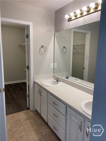 256 Young Way, Richmond Hill, GA 31324