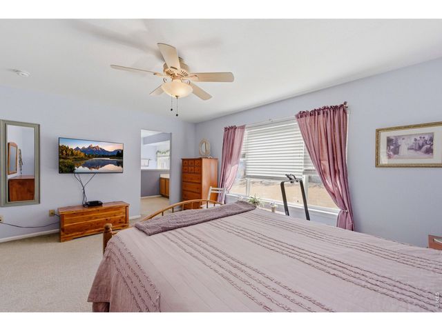 539 Abbey Dr, Longmont, CO 80504