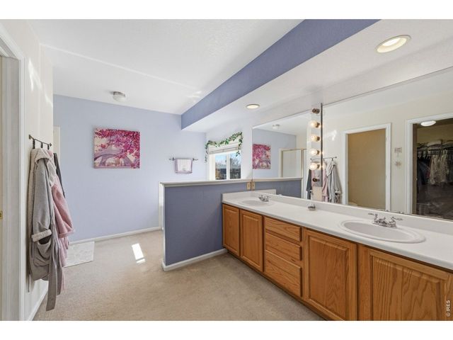 539 Abbey Dr, Longmont, CO 80504