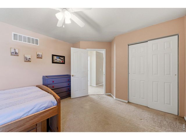 539 Abbey Dr, Longmont, CO 80504