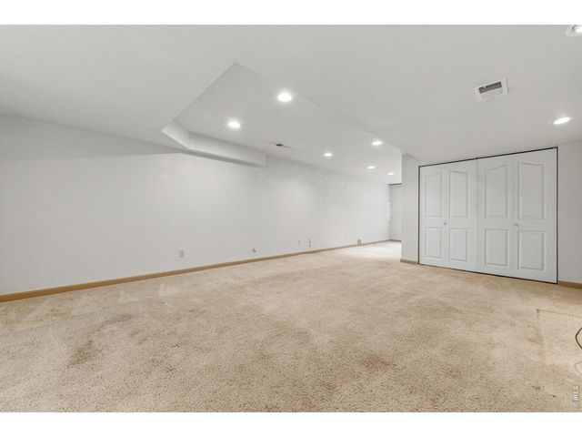 539 Abbey Dr, Longmont, CO 80504