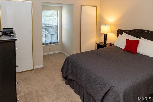 2262 Rule Avenue, Maryland Heights, MO 63043