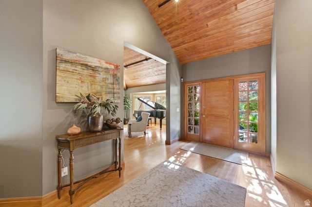 11802 S HIDDEN BROOK BLVD, Sandy, UT 84092
