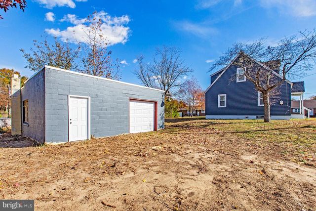 111 GROVE ST, Penns Grove, NJ 08069