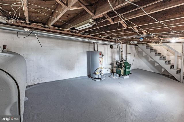 111 GROVE ST, Penns Grove, NJ 08069