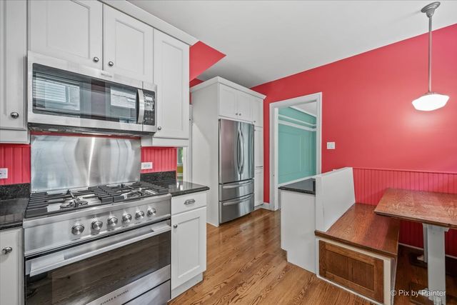 6840 S Constance Avenue, Chicago, IL 60649