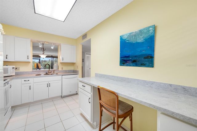 900 COVE CAY DRIVE 1F, Clearwater, FL 33760