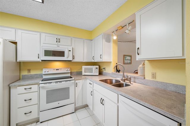 900 COVE CAY DRIVE 1F, Clearwater, FL 33760