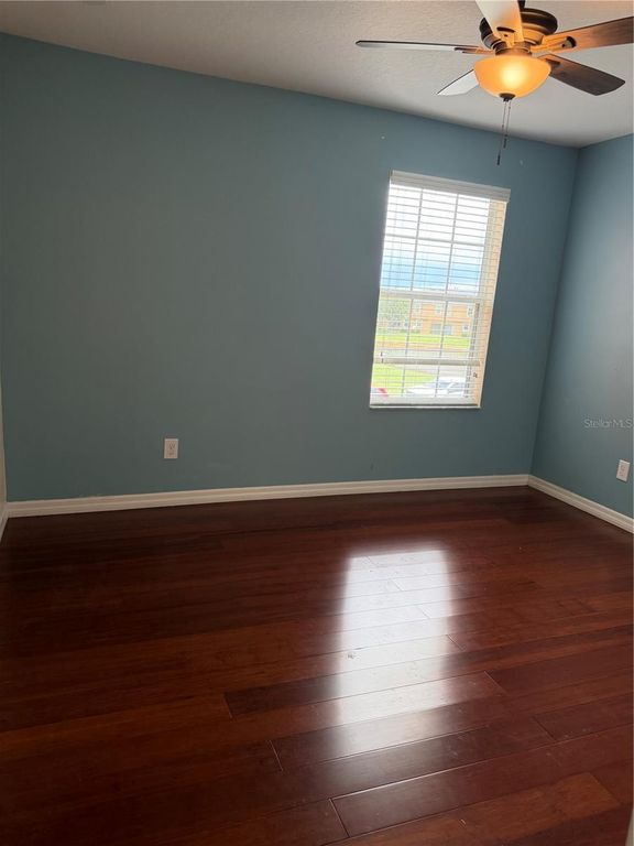 Image 21 of property listing at 2914 RODRICK CIRCLE, Orlando, FL 32824