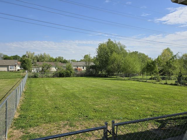 1977 Timberline Cir, Oak Grove, KY 42262