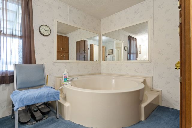1300 New Sheboss Road, Duck River, TN 38454