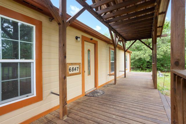 6847 County Road 3705, Athens, TX 75752