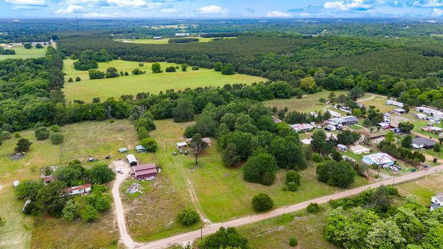 6847 County Road 3705, Athens, TX 75752