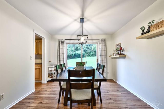 377 Compton Road, Wyoming, OH 45215