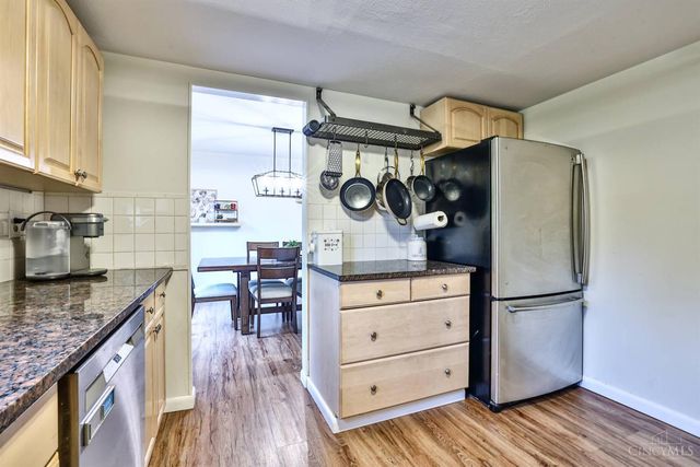 377 Compton Road, Wyoming, OH 45215