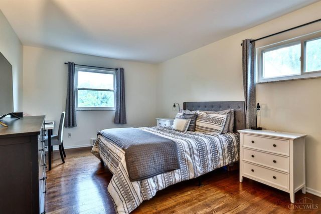 377 Compton Road, Wyoming, OH 45215