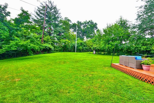 377 Compton Road, Wyoming, OH 45215