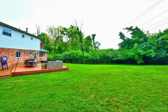 377 Compton Road, Wyoming, OH 45215