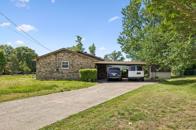 1246 Apache Ln, Madison, TN 37115