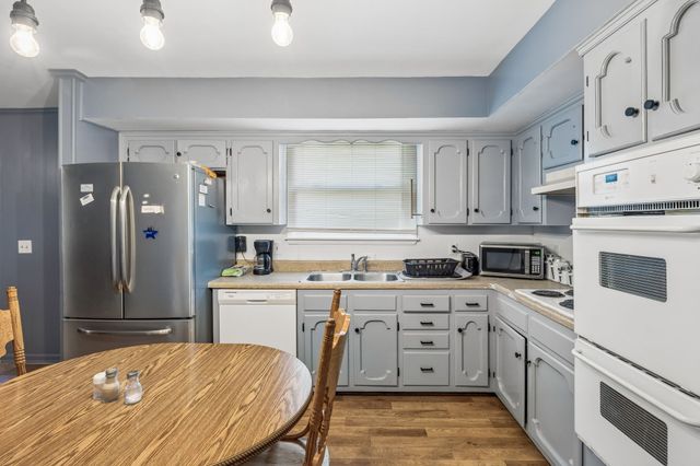 1246 Apache Ln, Madison, TN 37115
