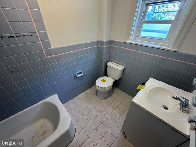 213 MELROSE AVE, Lansdowne, PA 19050