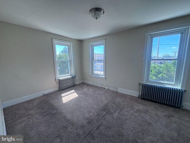 213 MELROSE AVE, Lansdowne, PA 19050