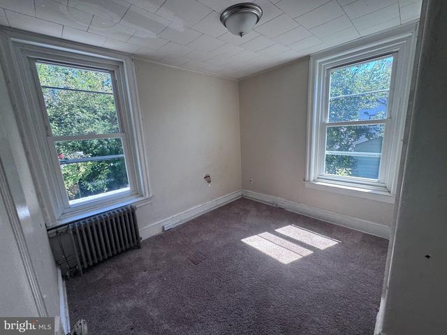 213 MELROSE AVE, Lansdowne, PA 19050
